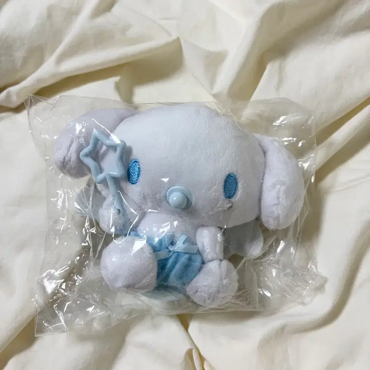 [BUNJANG] Sanrio Cinnamoroll Baby Angel Mascot Keychain / 산리오 시나모롤 베이비엔젤 마스코트 키링