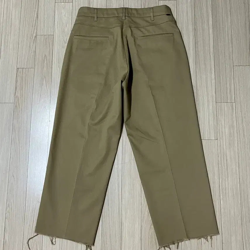 [SOLD OUT] 리바이스 치노 팬츠
