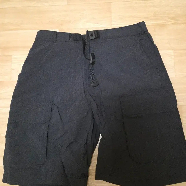 [SOLD OUT] 코오롱스포츠 블랙 카고 반바지 벨트 34사이즈