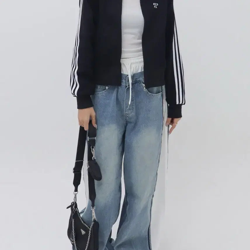 [BUNJANG] Embroidered Ribbon Zip-Up Jacket / 리본자수 집업