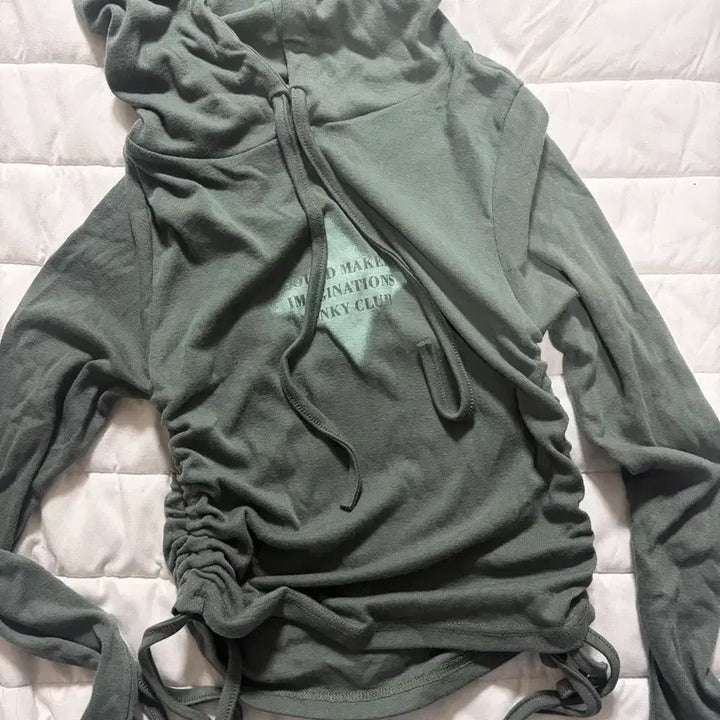 [BUNJANG] Long Sleeve Crop Top / 롱 슬리브 크롭티