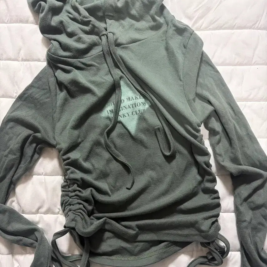[BUNJANG] Long Sleeve Crop Top / 롱 슬리브 크롭티