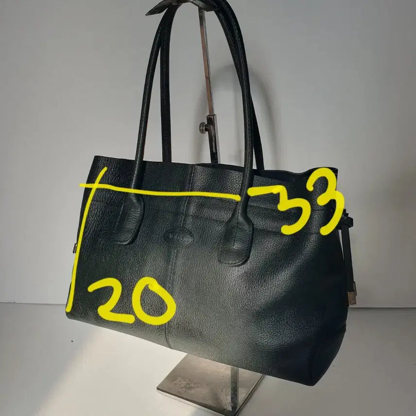 [SOLD OUT] 정품이고 ㅡ토즈ㅡ가죽.토트백