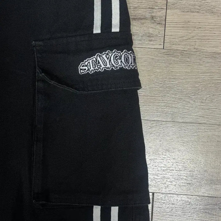 [BUNJANG] Stadium Days Black Track Cargo Pants / 스타디움 데이즈 블랙 트랙 카고 팬츠 바지