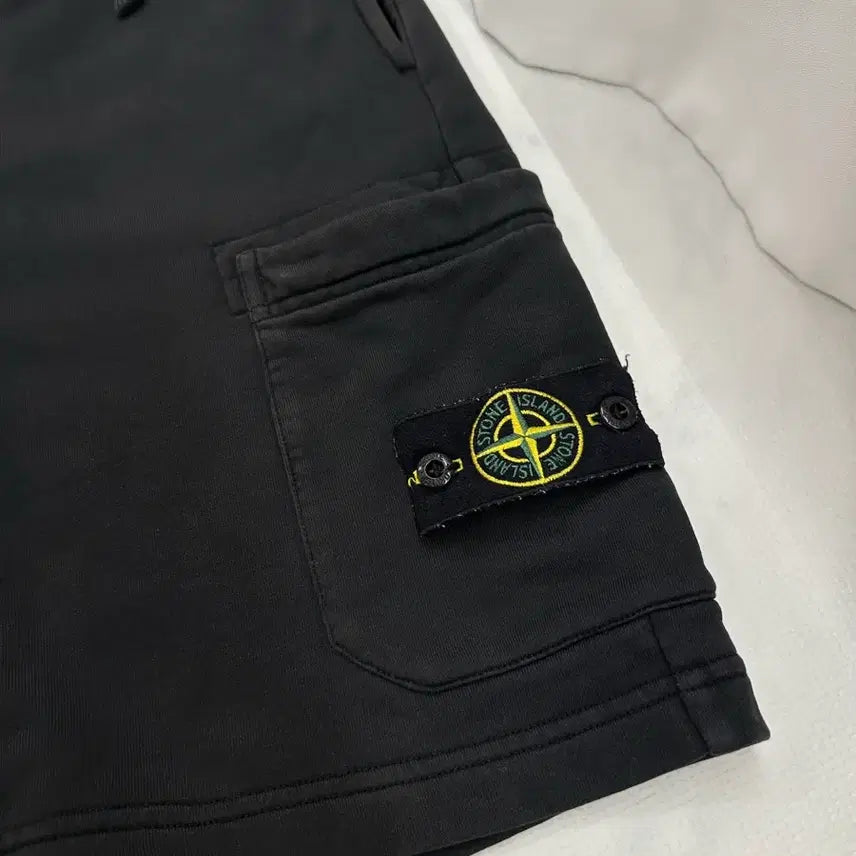 [SOLD OUT] 스톤아일랜드 카고 반바지 M 사이즈