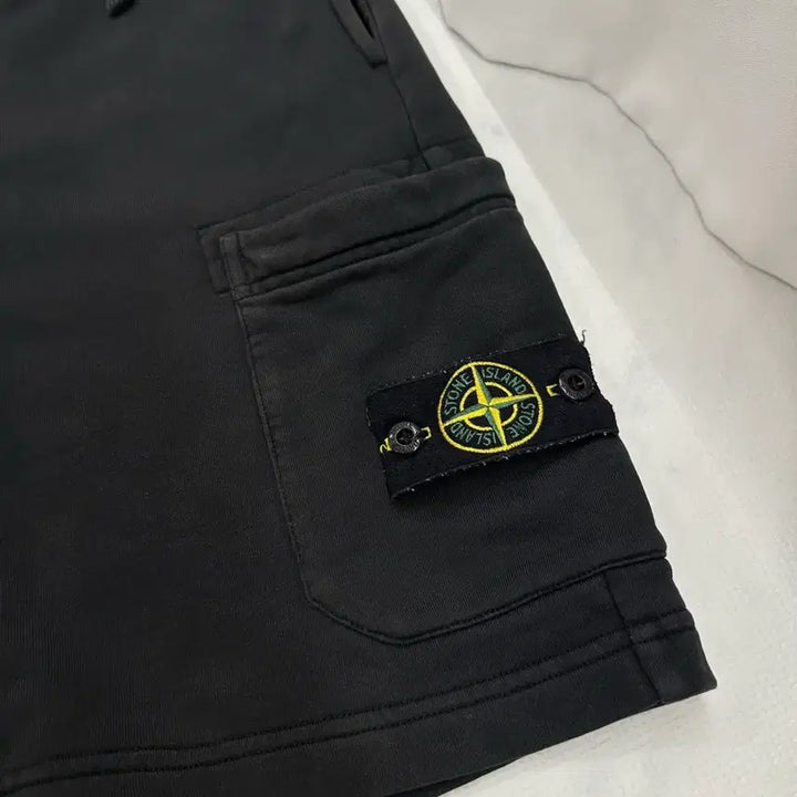 [SOLD OUT] 스톤아일랜드 카고 반바지 M 사이즈