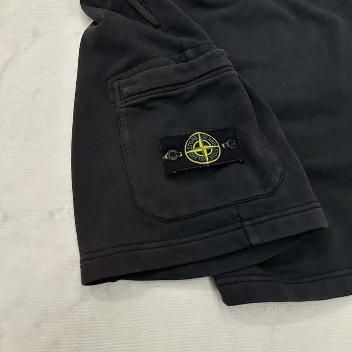 [SOLD OUT] 스톤아일랜드 카고 반바지 M 사이즈