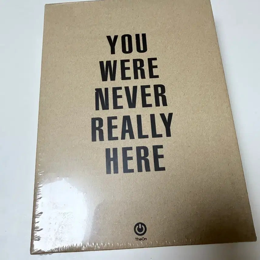 [SOLD OUT] [블루레이] 너는 여기에 없었다 : 원작소설 포함 한정판