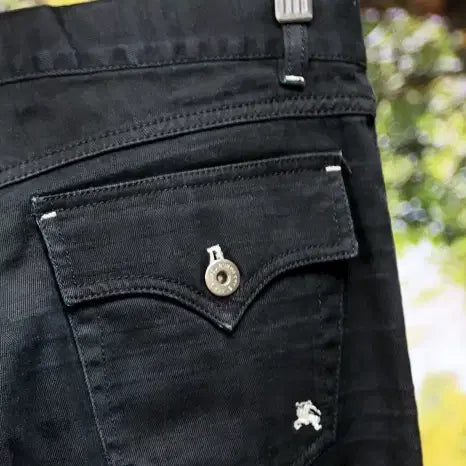 [BUNJANG] Burberry Black Label Slim Fit Patterned Trousers / 은은한 패턴 살아있는 버버리 블랙라벨 팬츠