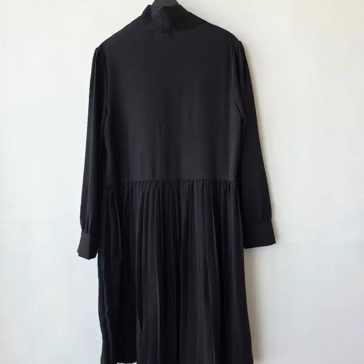 [BUNJANG] Black Pleated Ribbon Dress / 55-66)블랙 플리츠 리본원피스/새제품