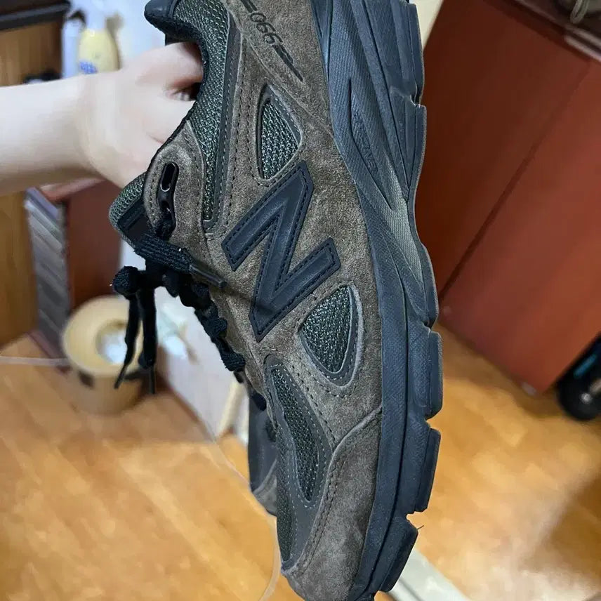 [BUNJANG] New Balance 990v4 Military Green Sneakers / 뉴발란스 990v4 밀리터리 그린 260 판매