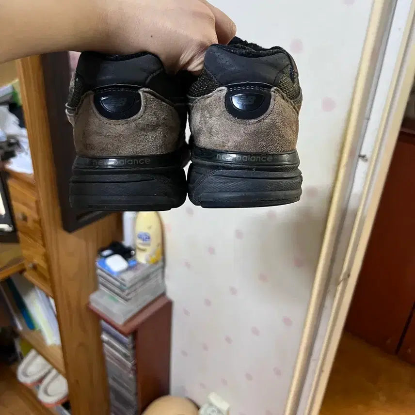 [BUNJANG] New Balance 990v4 Military Green Sneakers / 뉴발란스 990v4 밀리터리 그린 260 판매