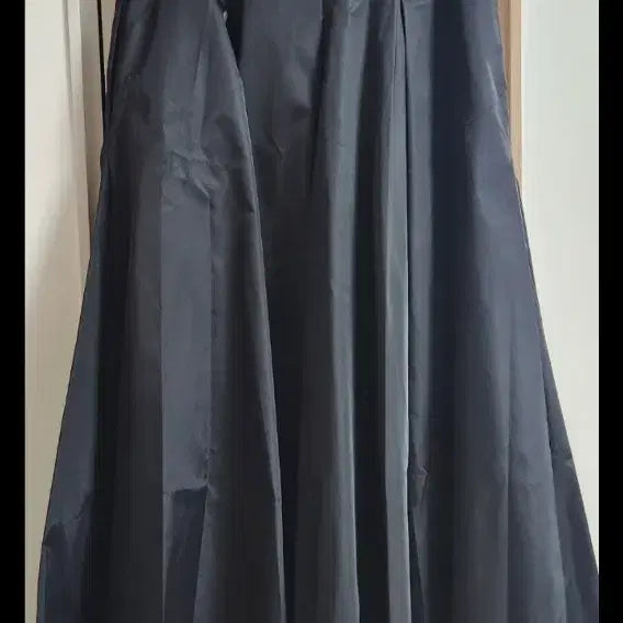 [BUNJANG] Time Prada Full Skirt / 타임 정품 프라다 소재 풀스커트 67~