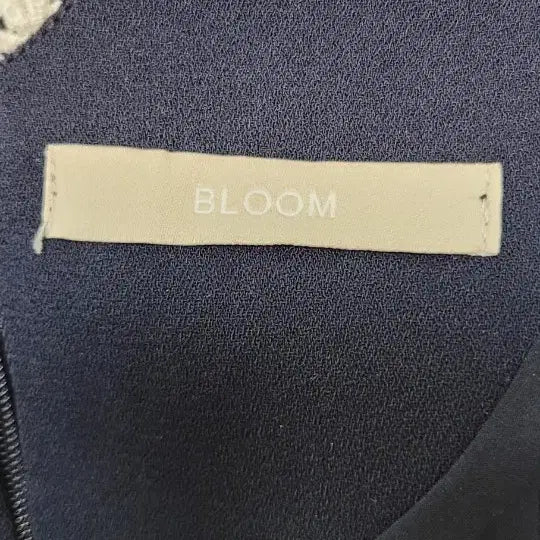 [BUNJANG] BLOOM Navy Pleated Long Dress L / BLOOM 네이비 플리츠 롱 원피스 L 사이즈