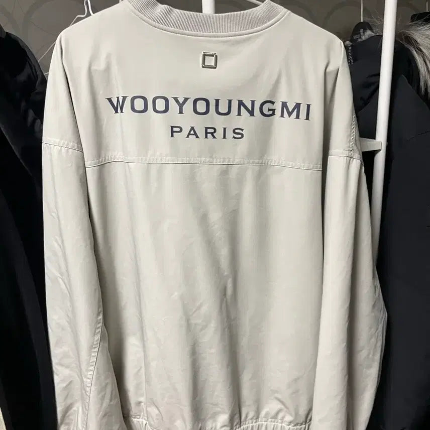 [SOLD OUT] (거의 새거)우영미 나일론 스트링 백로고 맨투맨