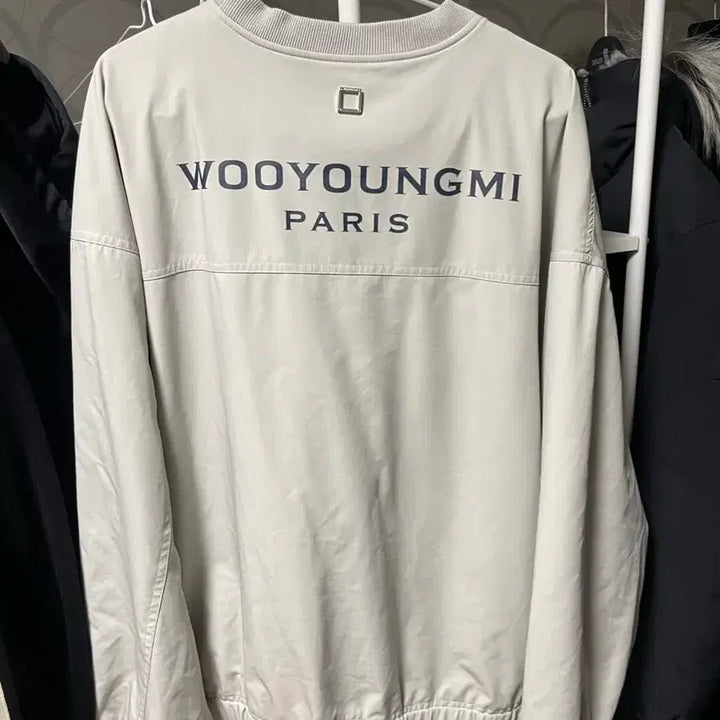 [SOLD OUT] (거의 새거)우영미 나일론 스트링 백로고 맨투맨