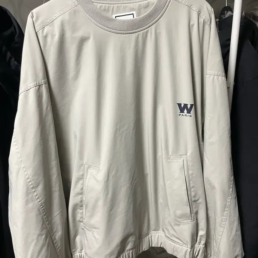 [SOLD OUT] (거의 새거)우영미 나일론 스트링 백로고 맨투맨