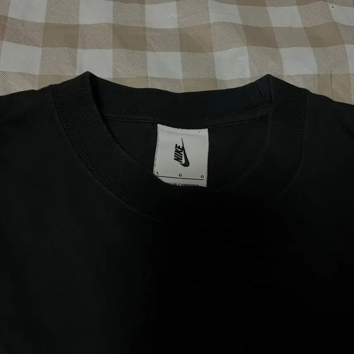 [BUNJANG] Nike NRG Solo Swoosh T-Shirt Black L / 나이키 NRG 솔로 스우시 반팔 블랙 L 반팔티 검정 스우시 NIKE