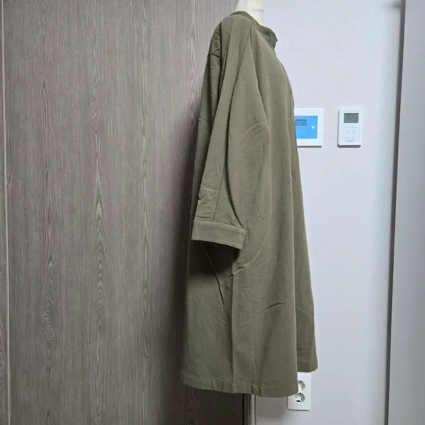 [BUNJANG] Esae Henry Neck Midi Dress / 이새 헨리넥 미디 원피스