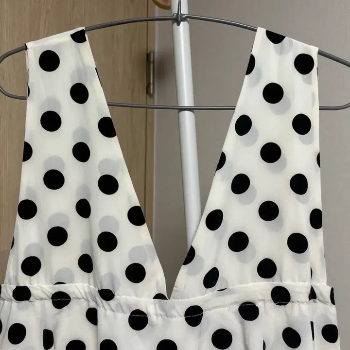 [SOLD OUT] 화이트 도트 롱 원피스