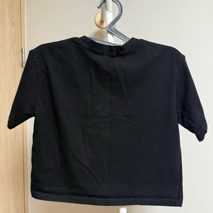 [BUNJANG] Black Crop Top / 블랙 크롭티