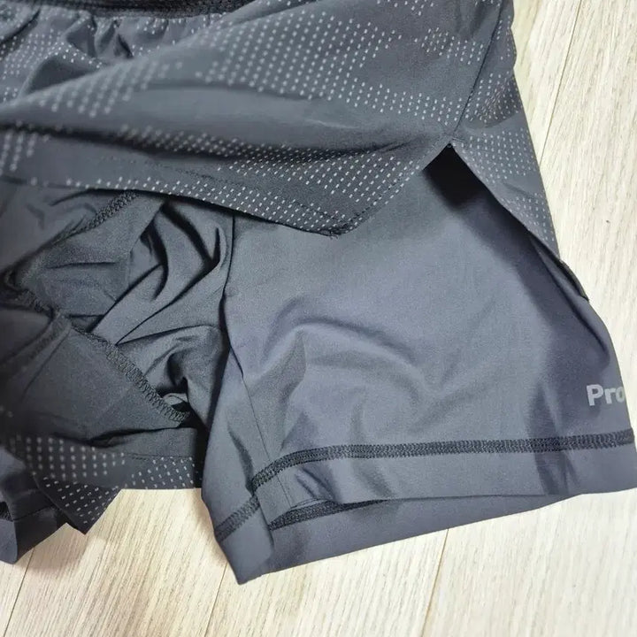 [SOLD OUT] 새제품) 스파이더 여성 러닝 프리 핏 레깅 쇼츠 (3부)