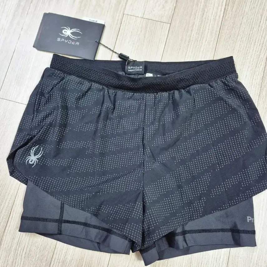 [SOLD OUT] 새제품) 스파이더 여성 러닝 프리 핏 레깅 쇼츠 (3부)