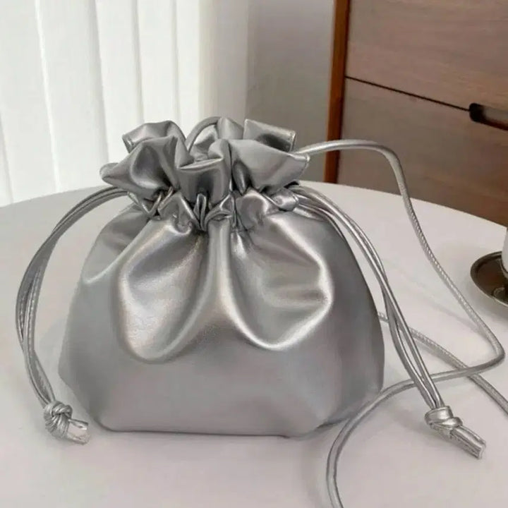 [BUNJANG] Silver Drawstring Crossbody Bag / 실버 복조리 크로스백