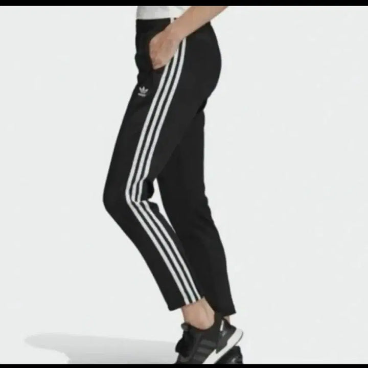 [BUNJANG] Adidas 3-Stripes Training Pants Black S / 아디다스 삼선 트레이닝 바지 블랙 s