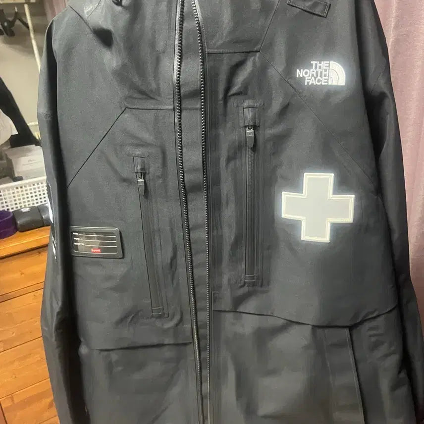 [BUNJANG] Supreme x The North Face 22SS Summit Series Rescue Mountain Pro Jacket Black / [XL]슈프림x노스페이스 22SS 서밋시리즈 레스큐 마운틴 프로자켓 블랙