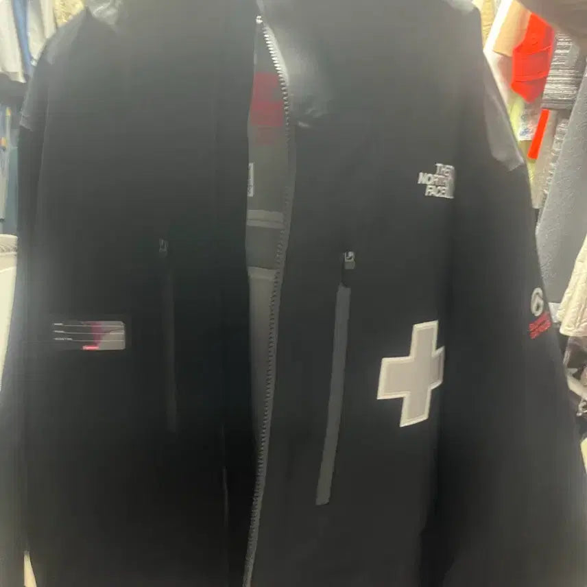 [BUNJANG] Supreme x The North Face 22SS Summit Series Rescue Mountain Pro Jacket Black / [XL]슈프림x노스페이스 22SS 서밋시리즈 레스큐 마운틴 프로자켓 블랙