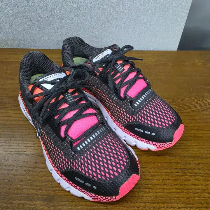 [BUNJANG] Under Armour HOVR Sonic 5 Black/Pink Sneakers / 언더아머 HOVR Sonic 5  블랙/핑크