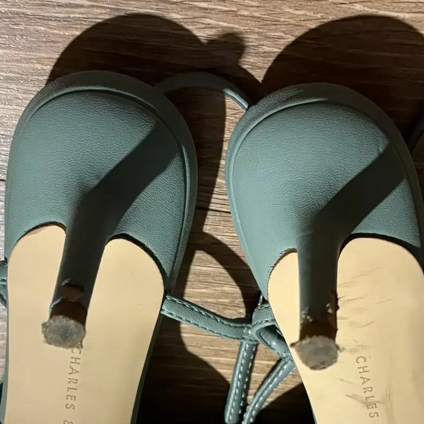 [BUNJANG] Charles &amp; Keith Slingback Heels (Size 35) / 찰스앤키스 슬링백 힐 35