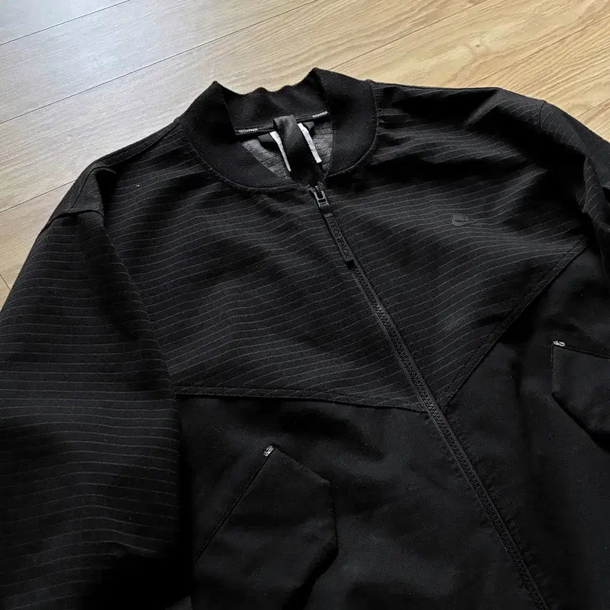 [BUNJANG] Nike NSW Storm-FIT Tech Pack Bomber Jacket / 나이키 NSW 스톰핏 테크팩 언라운드 봄버 자켓