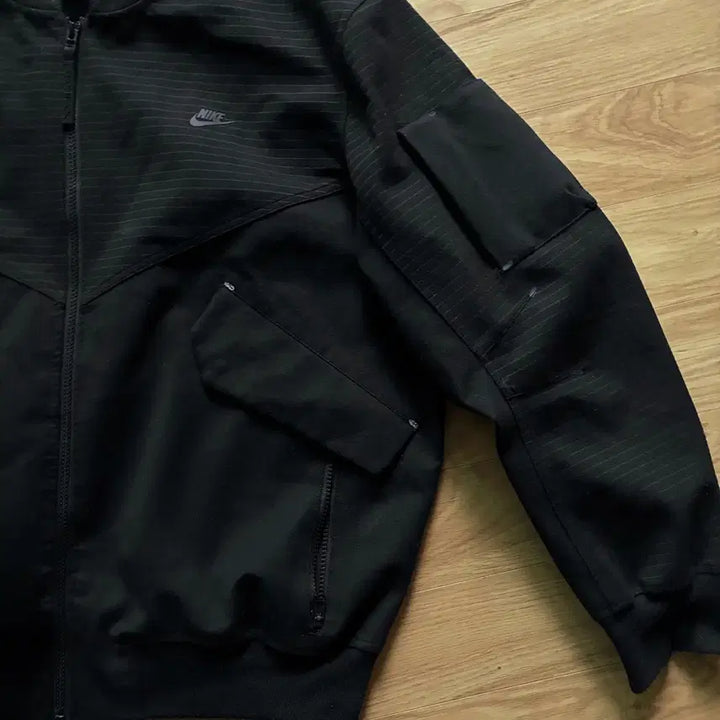 [BUNJANG] Nike NSW Storm-FIT Tech Pack Bomber Jacket / 나이키 NSW 스톰핏 테크팩 언라운드 봄버 자켓