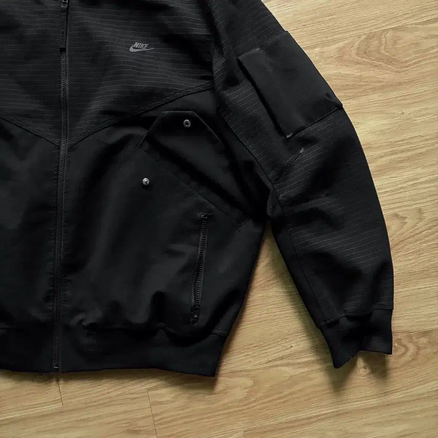 [BUNJANG] Nike NSW Storm-FIT Tech Pack Bomber Jacket / 나이키 NSW 스톰핏 테크팩 언라운드 봄버 자켓