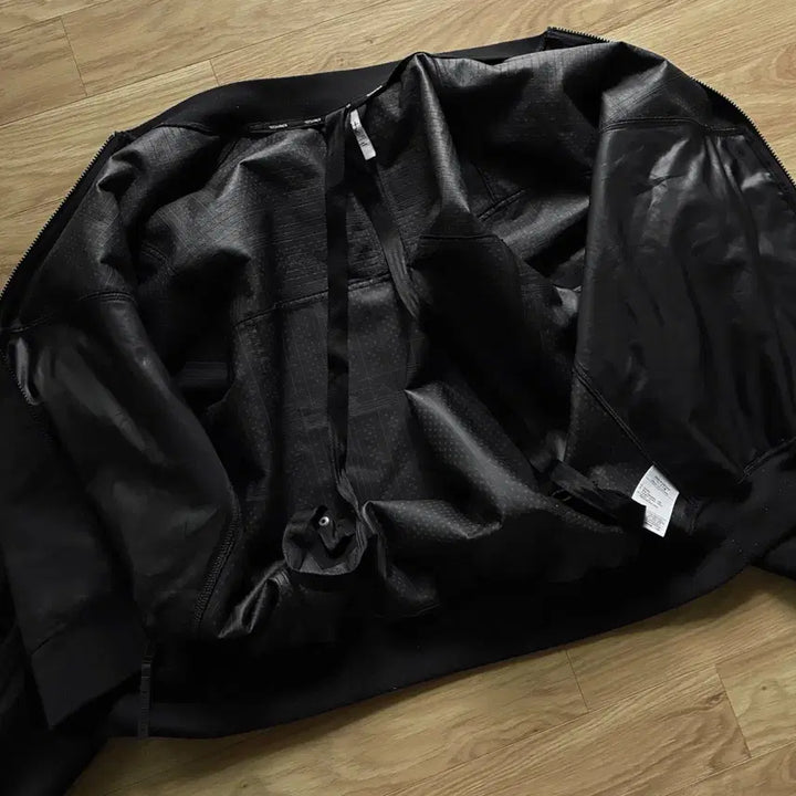 [BUNJANG] Nike NSW Storm-FIT Tech Pack Bomber Jacket / 나이키 NSW 스톰핏 테크팩 언라운드 봄버 자켓