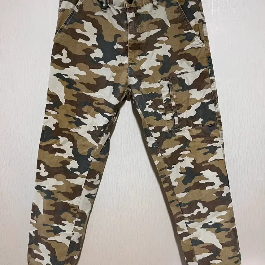 [SOLD OUT] 올드 스투시 카모팬츠