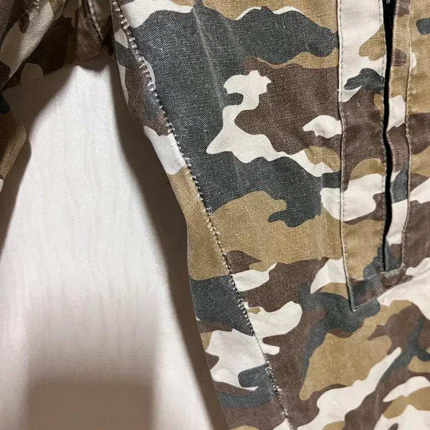 [SOLD OUT] 올드 스투시 카모팬츠