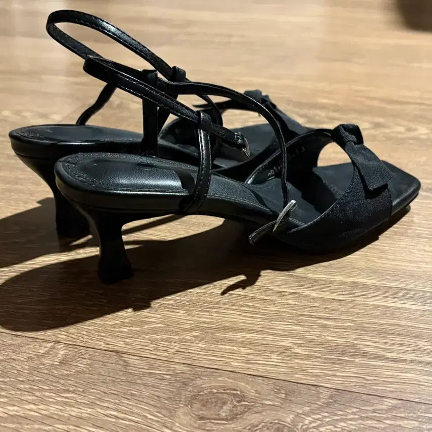 [BUNJANG] SAPPUN Ribbon Sandals 4cm Heels / 사뿐 리본 샌들힐 4cm굽