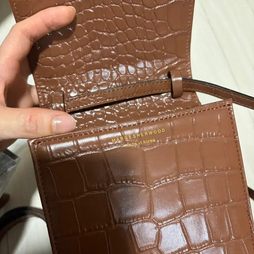 [BUNJANG] Margesherwood Pump Slim Croc Shoulder Bag / 마지셔우드 펌프 슬림 크록