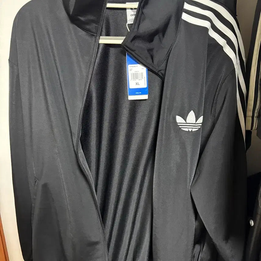 [SOLD OUT] 새상품) 아디다스 파이어버드 트랙탑 Xl