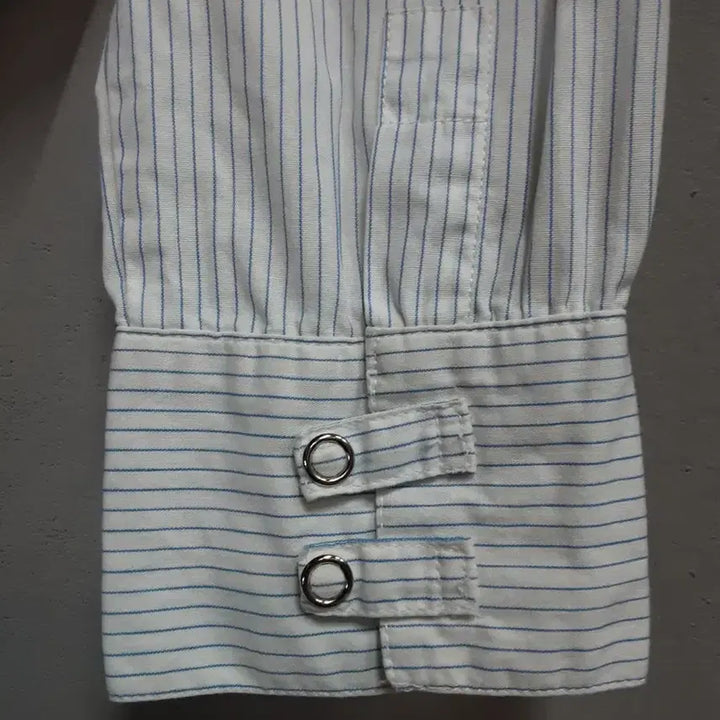 [BUNJANG] Armani Jeans Frill Neck Stripe Shirt / 알마니진 프릴넥 스트라이프 셔츠 66