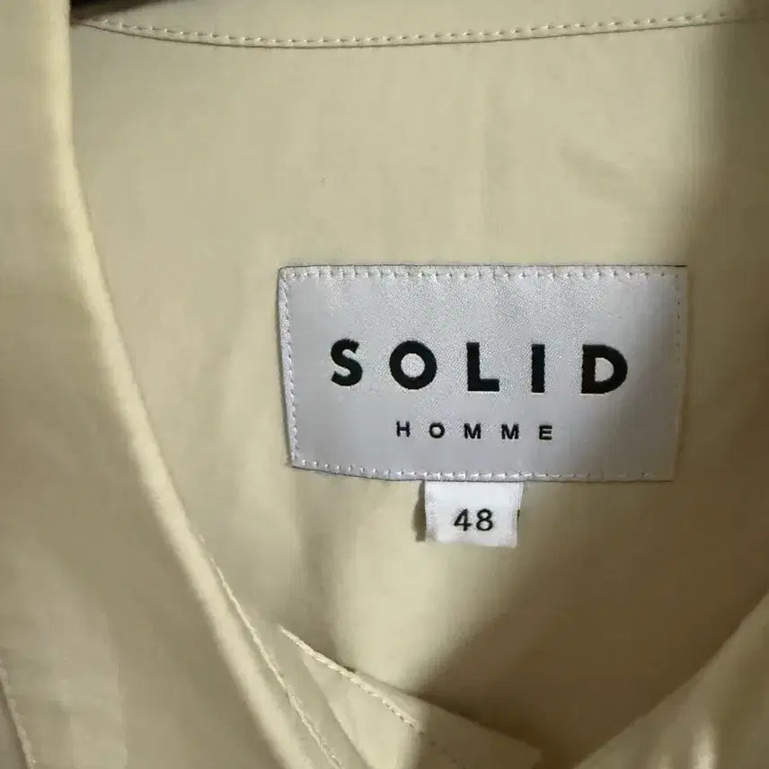 [BUNJANG] Solid Homme Ivory Back Logo Shirt (Size 48) / 솔리드옴므 아이보리 백로고(48)셔츠 판매.