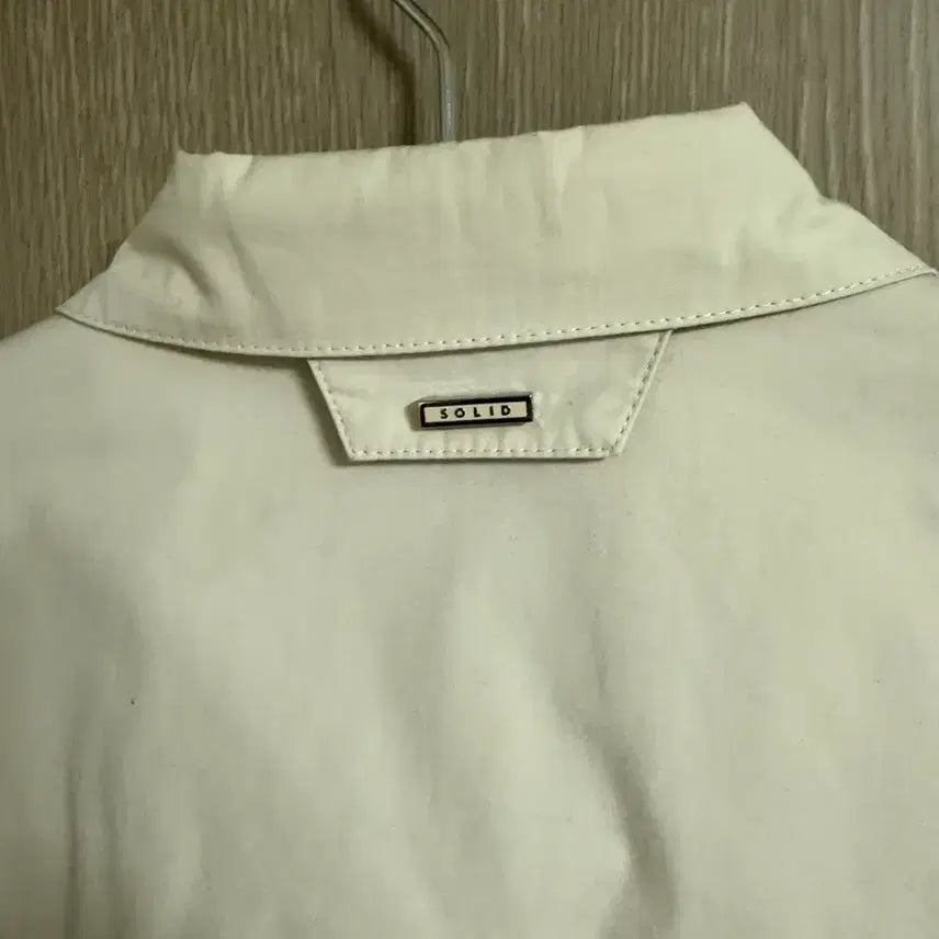 [BUNJANG] Solid Homme Ivory Back Logo Shirt (Size 48) / 솔리드옴므 아이보리 백로고(48)셔츠 판매.