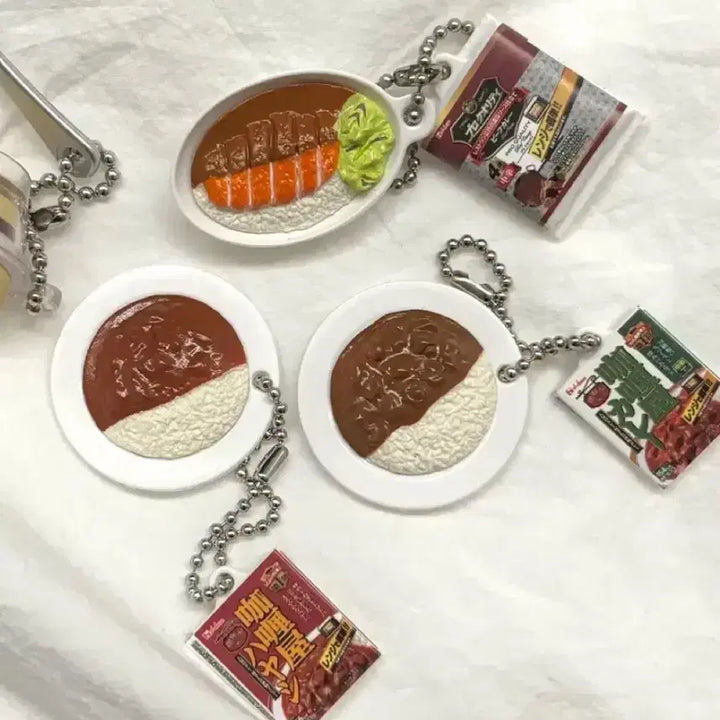 [BUNJANG] Bandai Japanese Spicy Curry Gacha Keyring / 반다이 음식 일본 매운 카레 가챠 키링