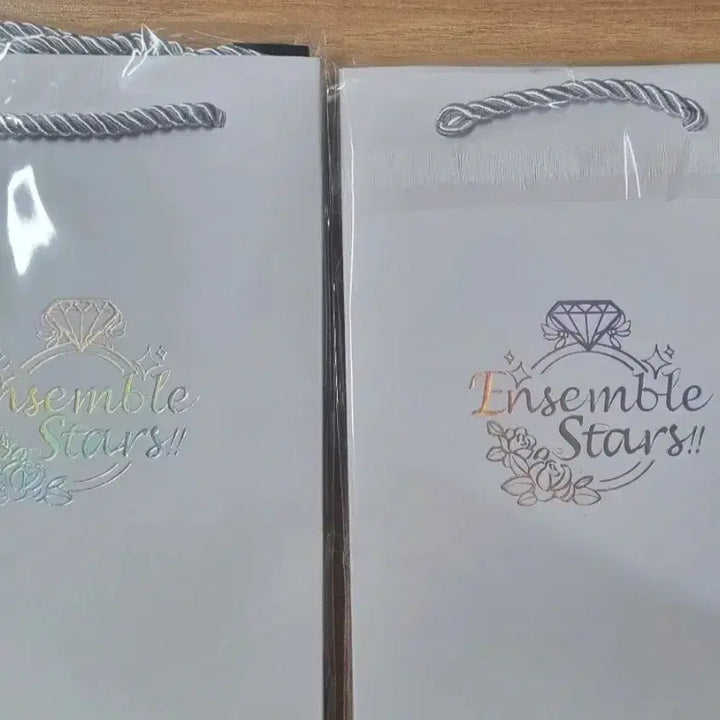 [SOLD OUT] 앙스타) 아오바 츠무기, 사카사키 나츠메 5주년 반지 일괄