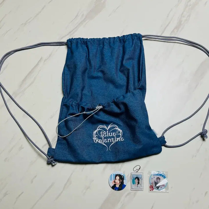 [BUNJANG] NMIXX Blue Valentine String Bag / NMIXX 엔믹스 블루발렌타인 스트링백