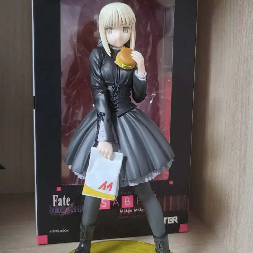 [BUNJANG] Fate/stay night Saber Alter Figure / 페이트 할로우 아타락시아 페할아 세이버 얼터 흑밥 모구모구 피규어