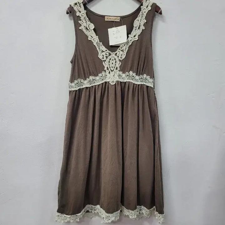 [BUNJANG] PENNS NECK Lace Brown Sleeveless Mini Dress / 새상품) PENNS NECK 레이스 브라운 민소매 원피스